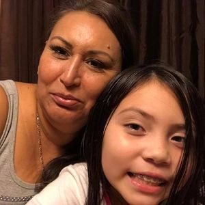 Meet your Posher, Iliana
